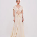 Savra Elbise Uzun Vücuda Oturan