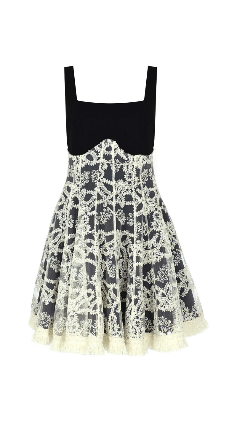 Isolde Dantel Detaylı Siyah Elbise