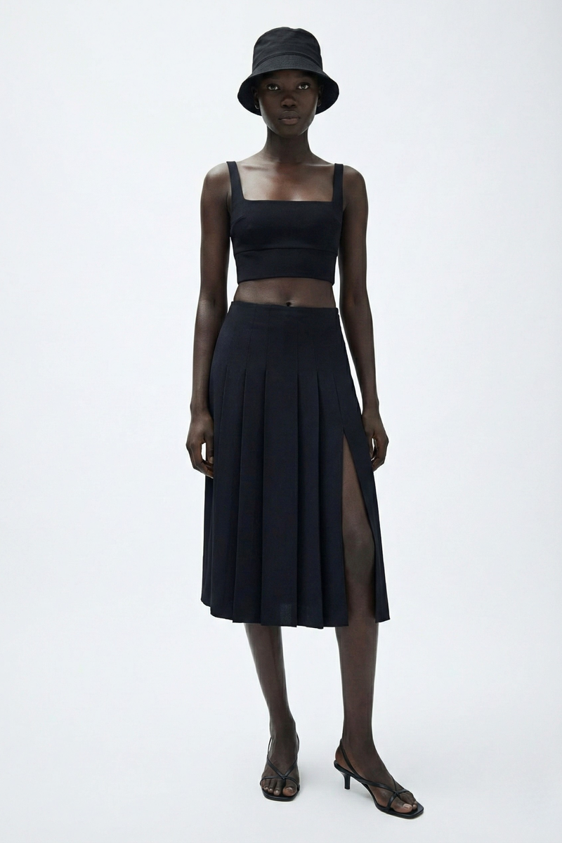 Madeline Pileli Yırtmaçlı Etek