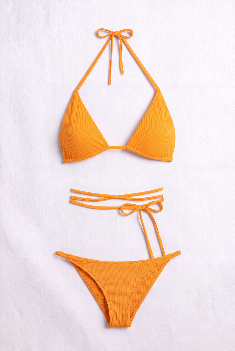 April Bağlamalı Bikini Takımı